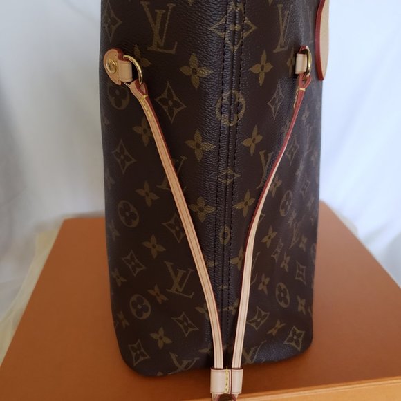 **SOLD**Louis Vuitton Monogram Neverfull MM Beige Interior Made in France ~NEW - Picture 5 of 9